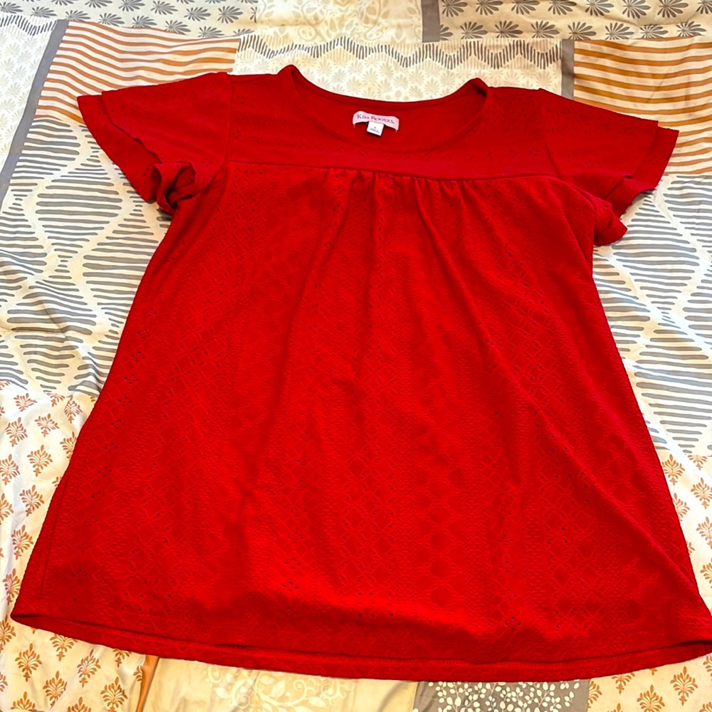 Kim rogers size small cute top!